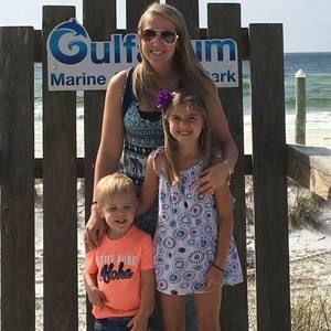 Meet your Posher, Brooke